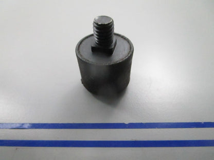 *NEW OEM* 0810 OMC Johnson Evinrude Rubber Mount 321470 0321740