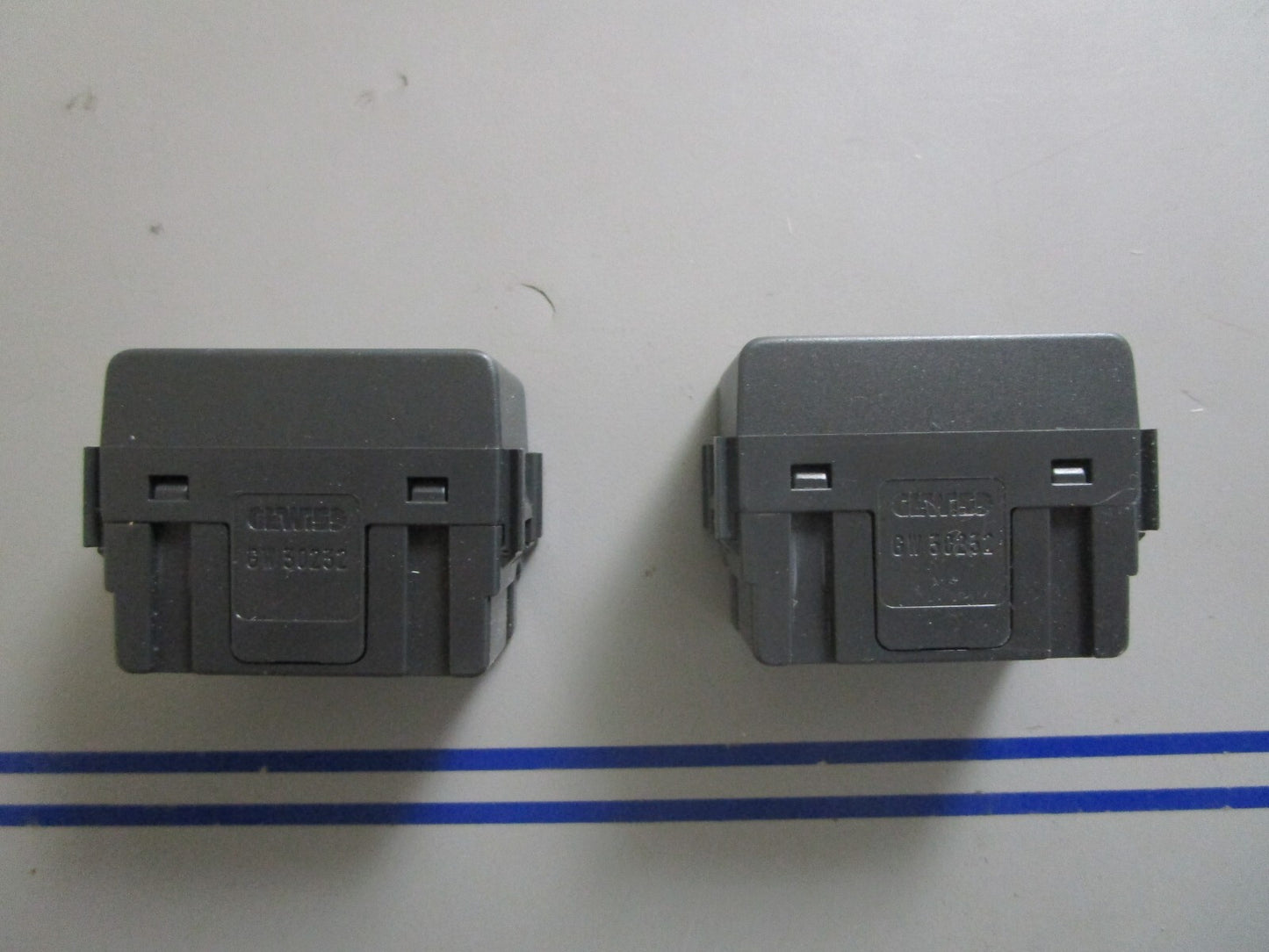 *NEW OEM* (LOT OF 2) 0810 Gewiss 15A 125V 2P+ Outlet Socket GW 30 232 GW30232