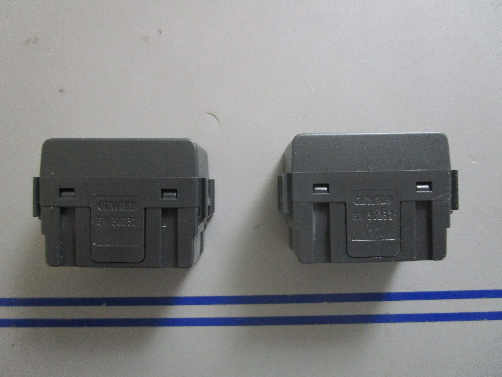 *NEW OEM* (LOT OF 2) 0810 Gewiss 15A 125V 2P+ Outlet Socket GW 30 232 GW30232
