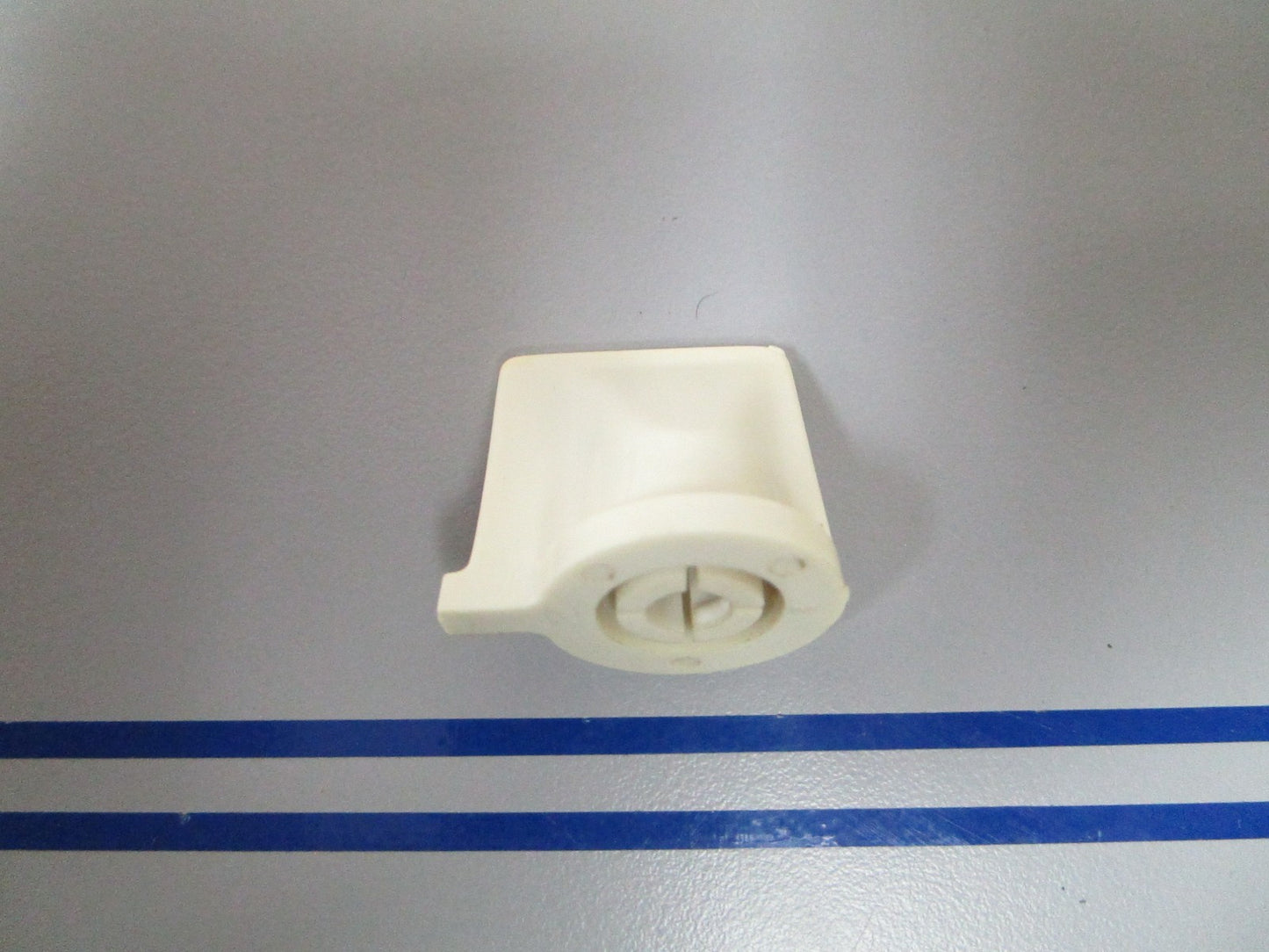 NEW OEM 206900 0206900 OMC Johnson Evinrude Knob 0810