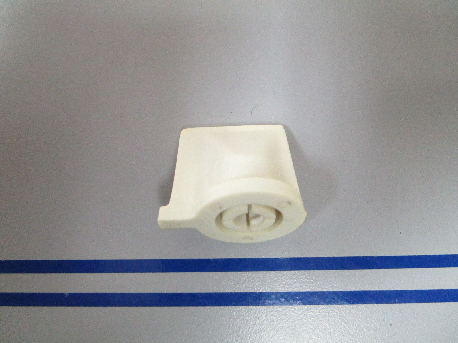 NEW OEM 206900 0206900 OMC Johnson Evinrude Knob 0810