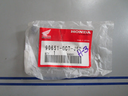 *NEW OEM* 0810 Honda Screw Rivet 90651-GCT-J50