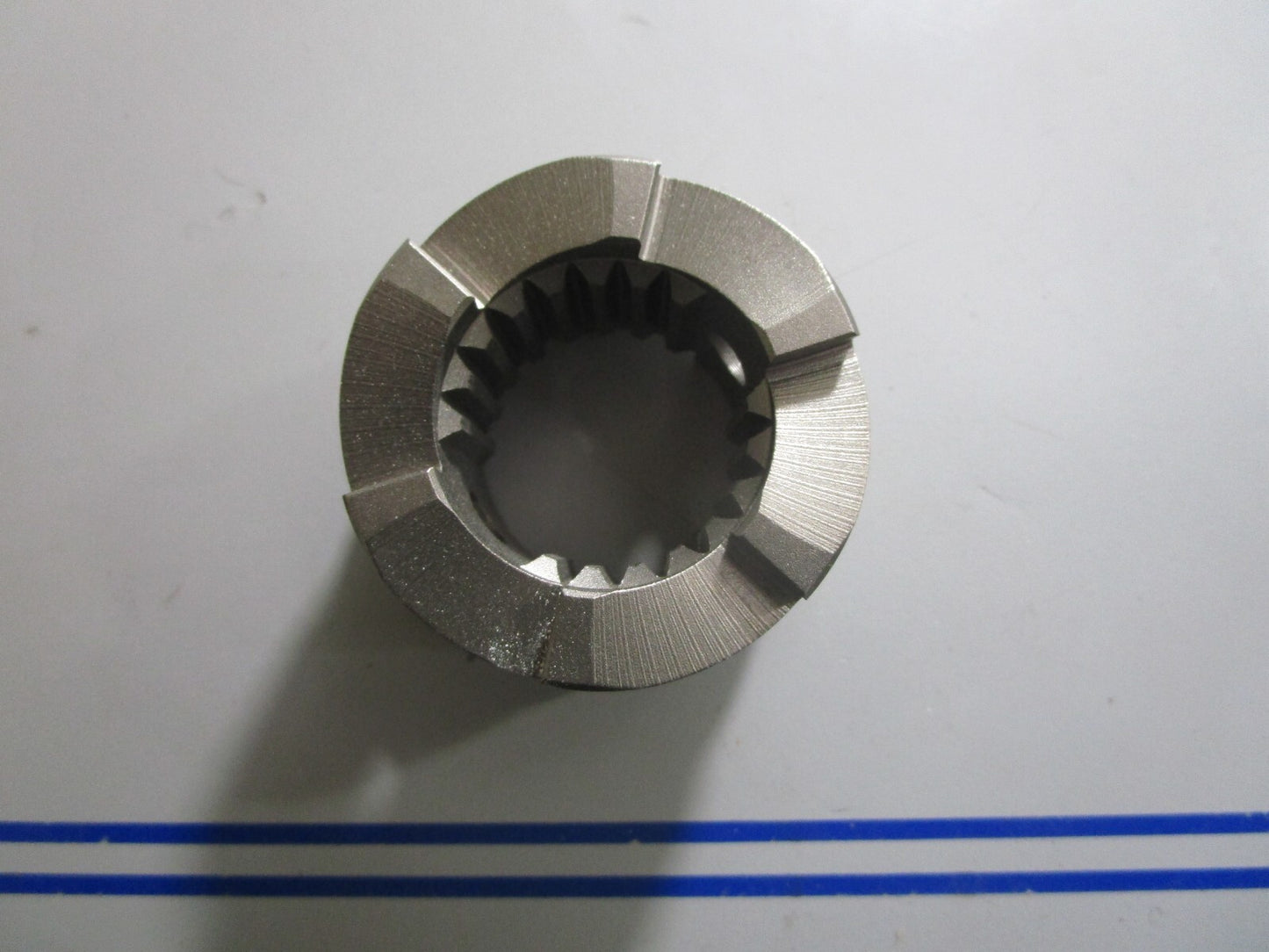 *NEW OEM* 0810 Mercury Quicksilver Clutch Dog 52-853594T