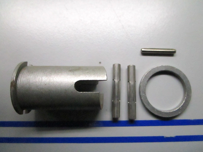 *NEW OEM* 0810 OMC Johnson Evinrude Driveshaft Coupler 382394 0382394