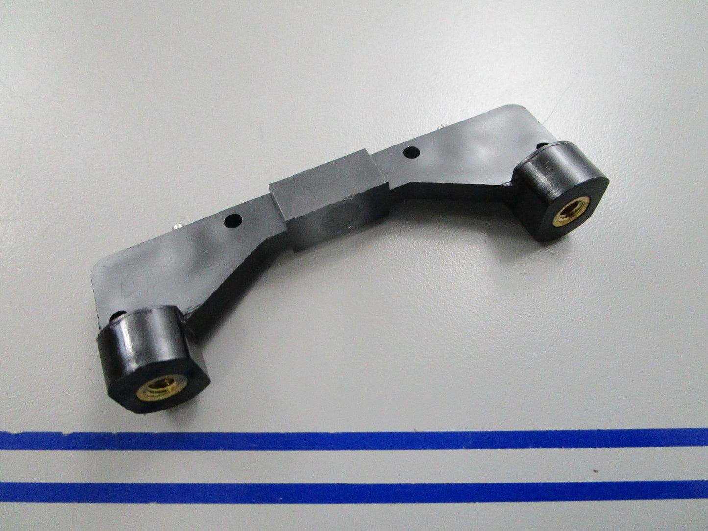 NEW OEM 115400 Crown Support Arm Bracket 0810