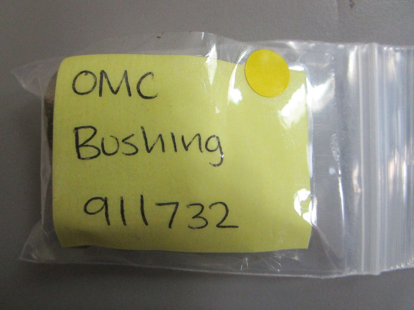 *NEW OEM* (LOT OF 2) 0810 OMC Johnson Evinrude Bushing 911732 0911732