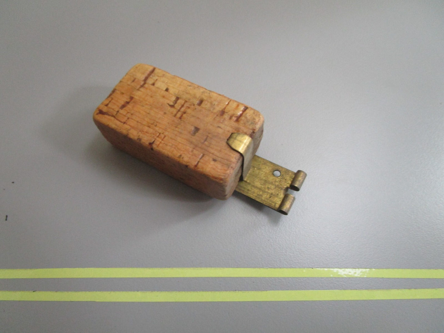 *NEW OEM* 0810 OMC Johnson Evinrude Float 377164 0377164