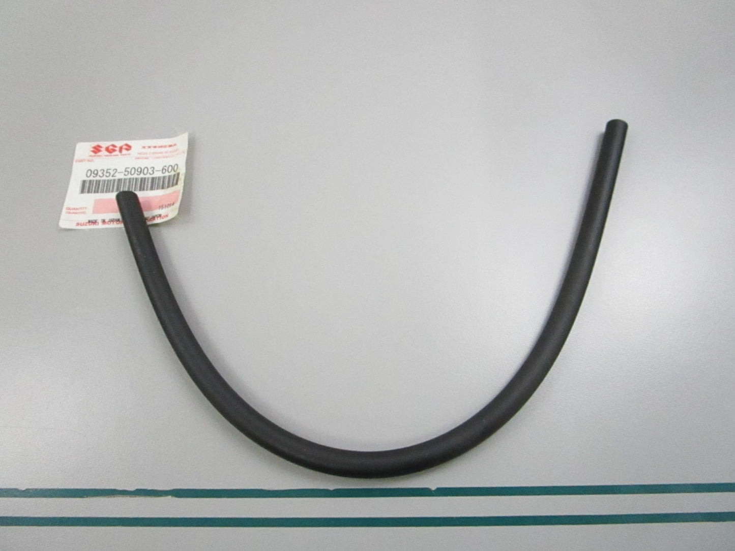 NEW OEM 09352-50903-600 Suzuki Fuel Tank Hose 0810