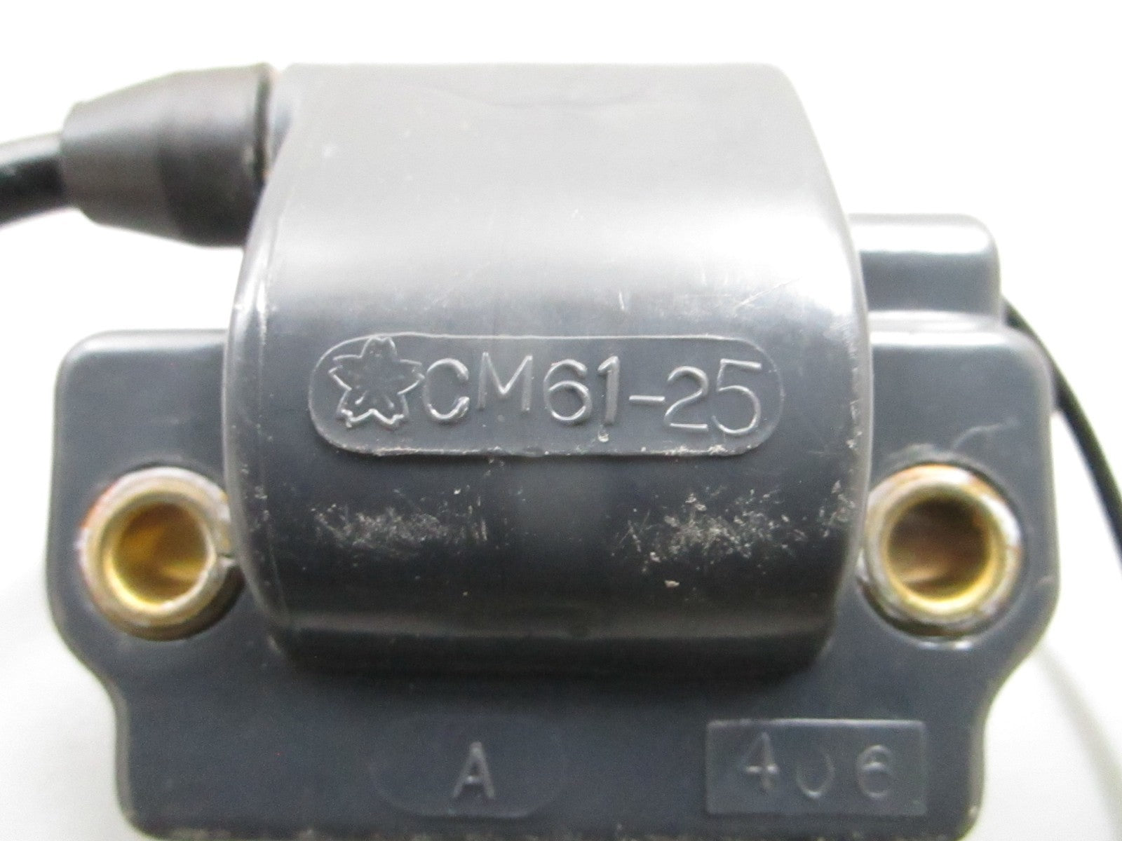 *NEW OEM* 0810 Yamaha Mariner Ignition Coil 677-82310-10