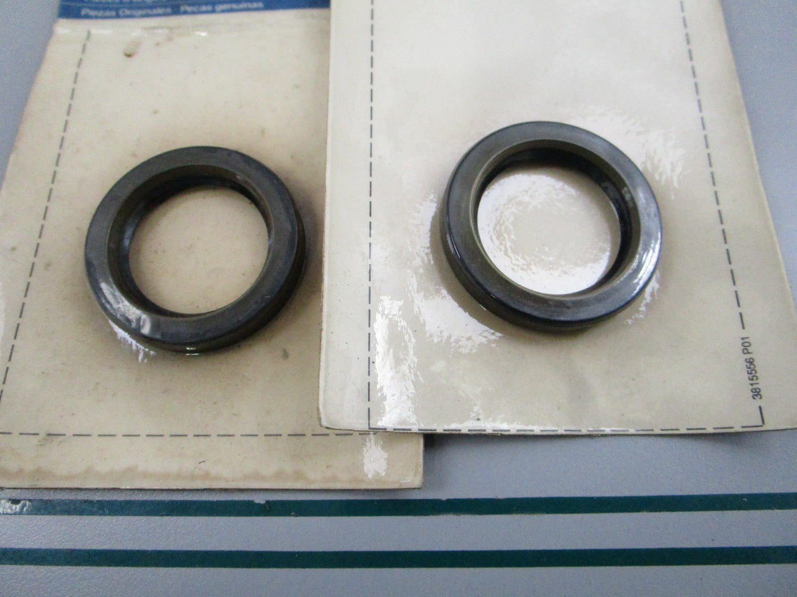 NEW OEM (LOT OF 2) 897426 Volvo Penta Sealing Ring 0810