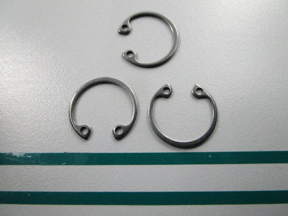 NEW OEM (LOT OF 3) 302577 0302577 OMC Johnson Evinrude Circlip 0810