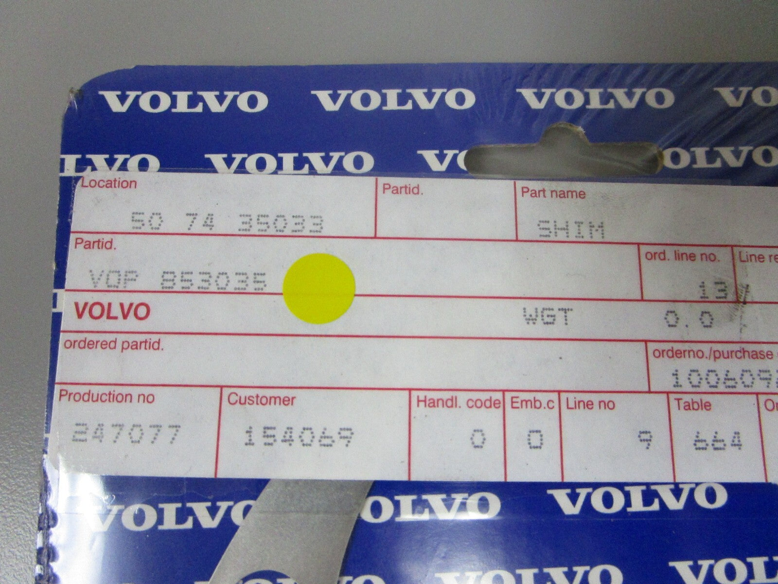 *NEW OEM* 0810 Volvo Penta Shim 853035