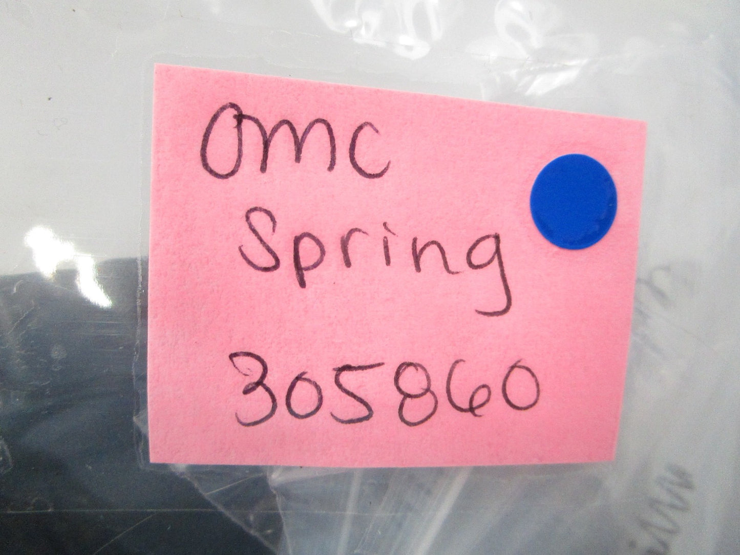 NEW OEM (LOT OF 2) 305860 0305860 OMC Johnson Evinrude Spring 0810