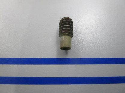 NEW OEM 317183 0317183 OMC Johnson Evinrude 67C Orifice Plug 0810