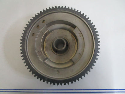 *NEW OEM* 0820 OMC Johnson Evinrude Flywheel 583696 0583696 583697