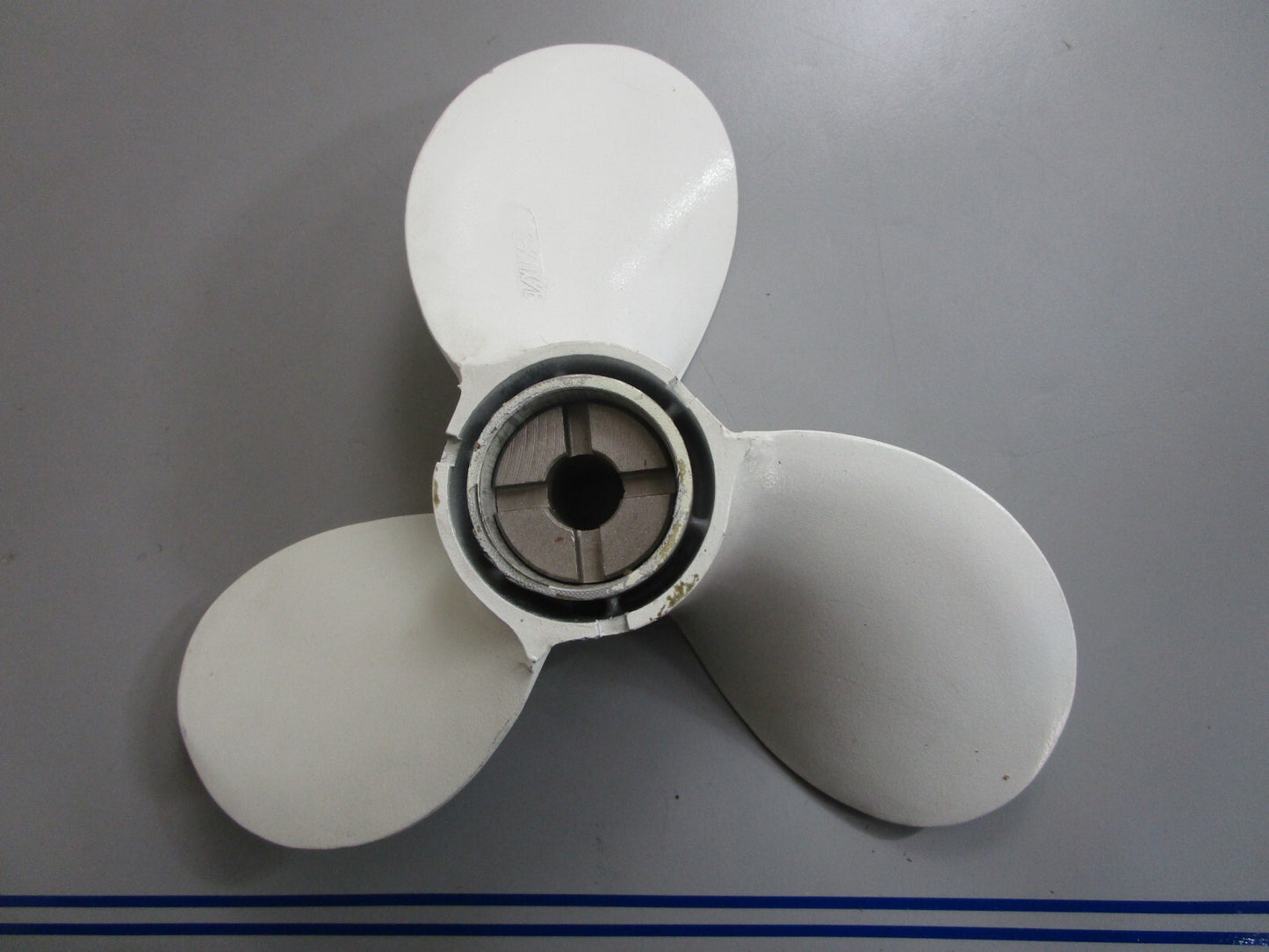 *NEW OEM* 0820 Yamaha 9½ × 11½ Propeller 648-45941-01-EL