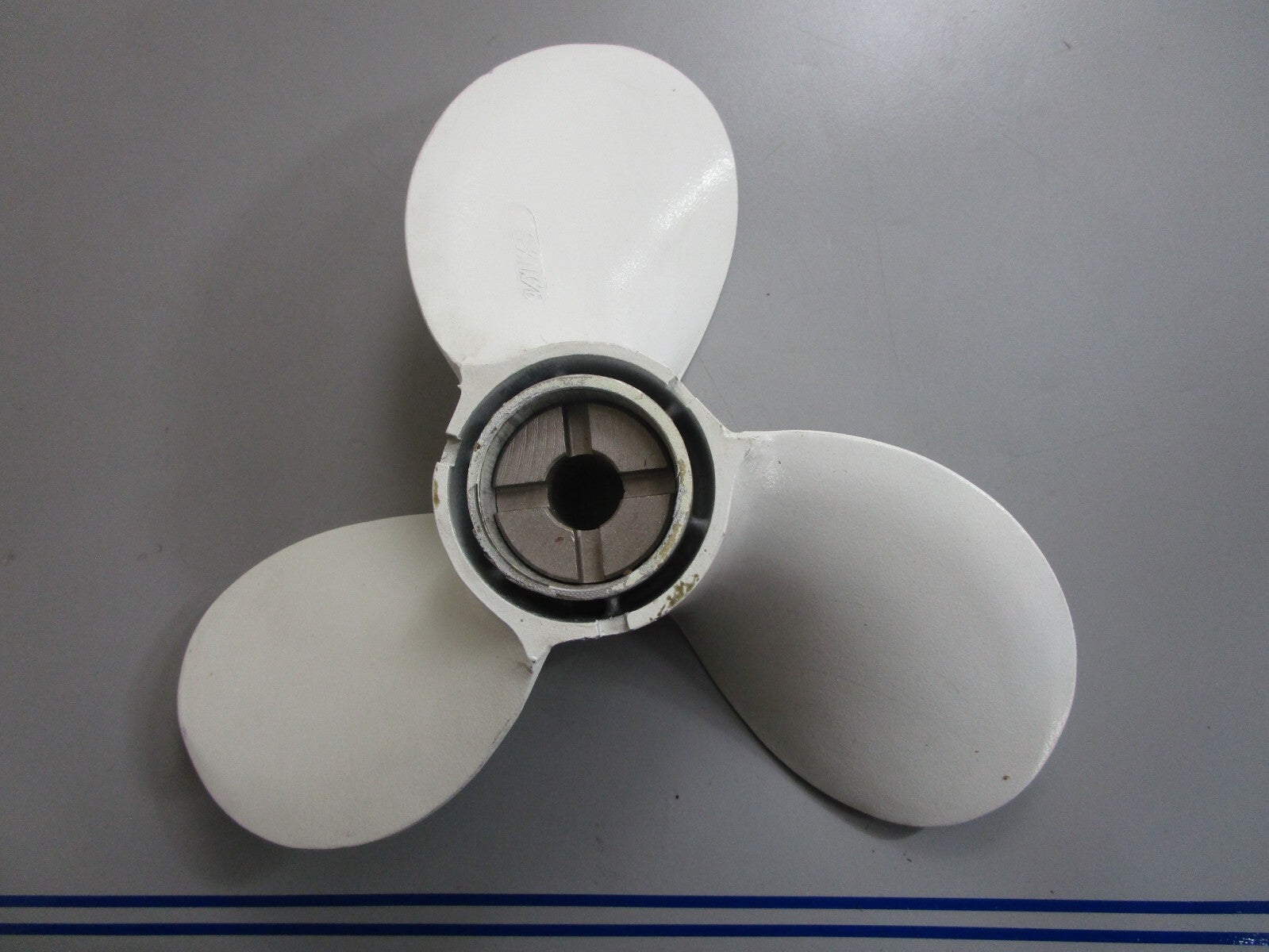 *NEW OEM* 0820 Yamaha 9½ × 11½ Propeller 648-45941-01-EL