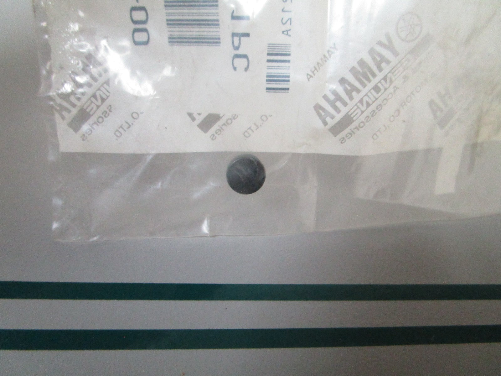 NEW OEM 5DM-14355-00-00 Yamaha Plug 0810