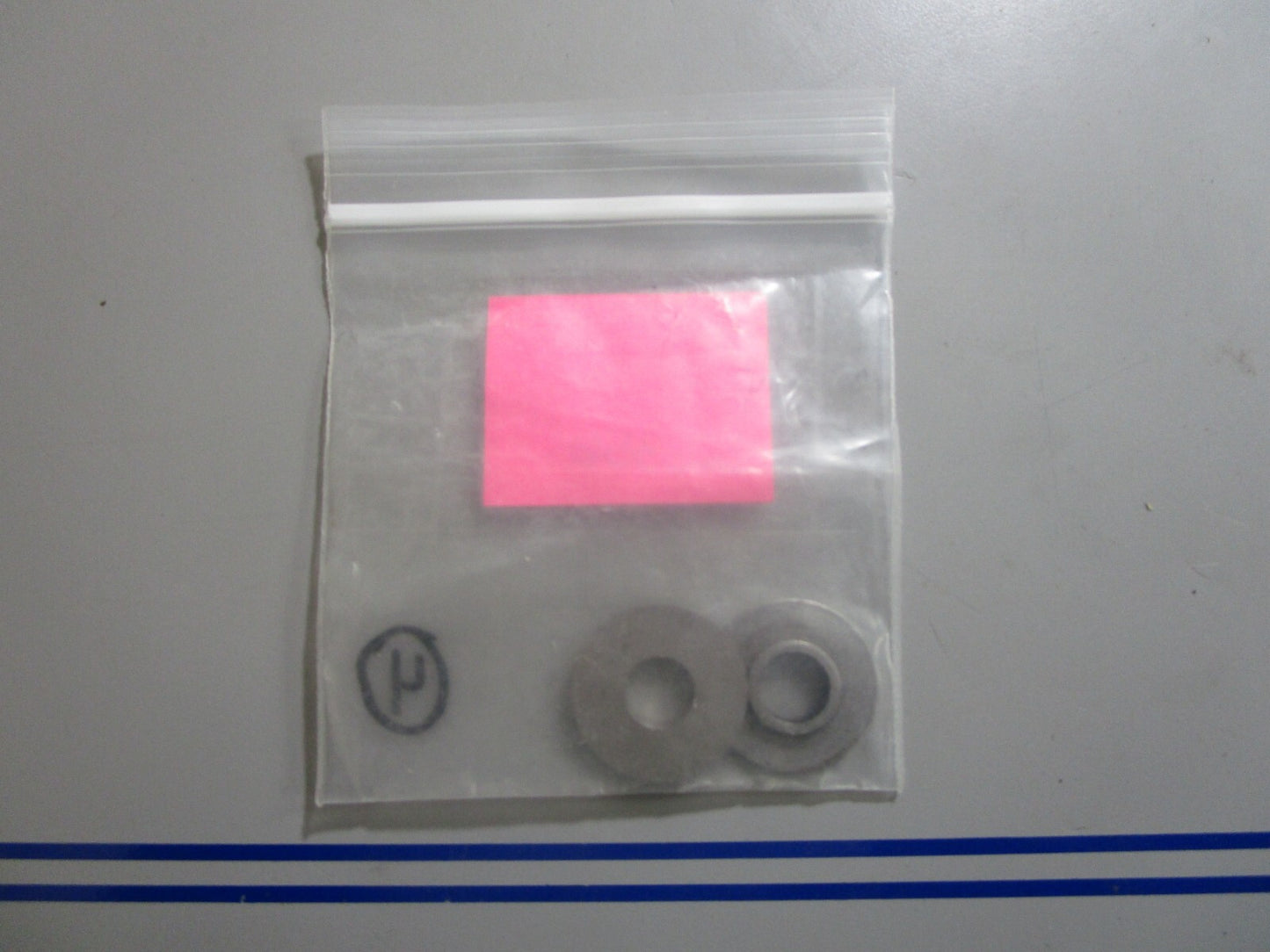 *NEW OEM* (LOT OF 2) 0810 OMC Johnson Evinrude Plate 303356 0303356