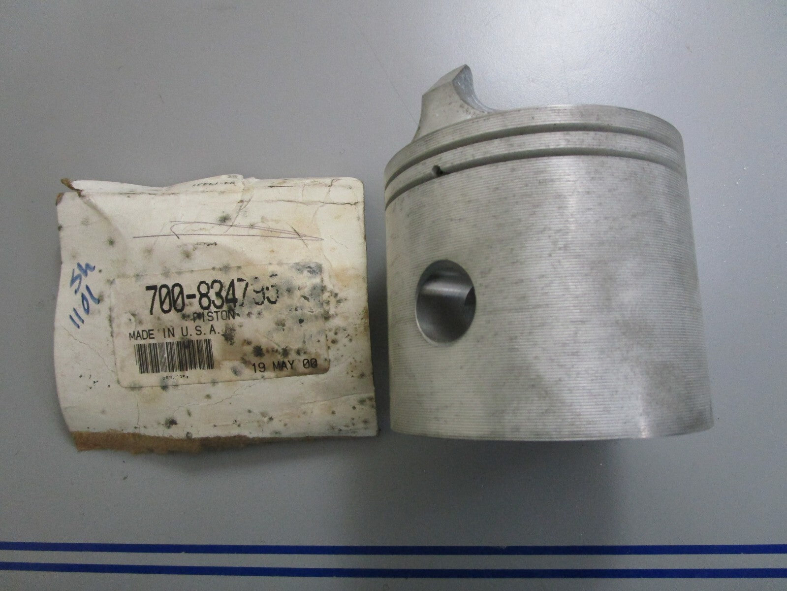 *NEW OEM* 0820 Mercury Quicksilver Piston 700-834795