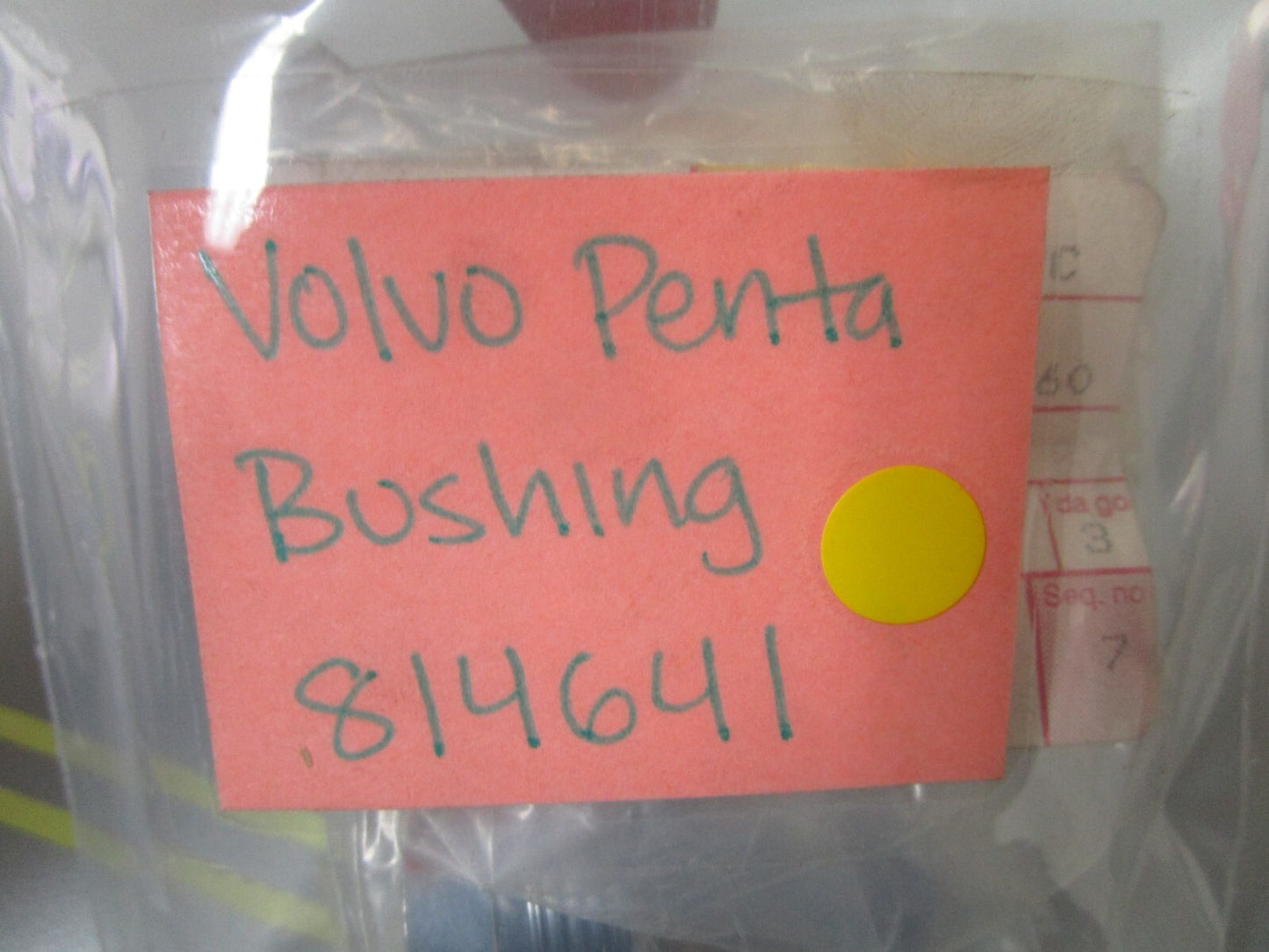 *NEW OEM* 0810 Volvo Penta Bushing 814641