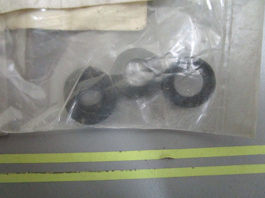 *NEW OEM* (LOT OF 4) 0750 Volvo Penta WASHER 955894