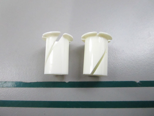 NEW OEM (LOT OF 2) 314137 0314137 OMC Johnson Evinrude Bushing 0810