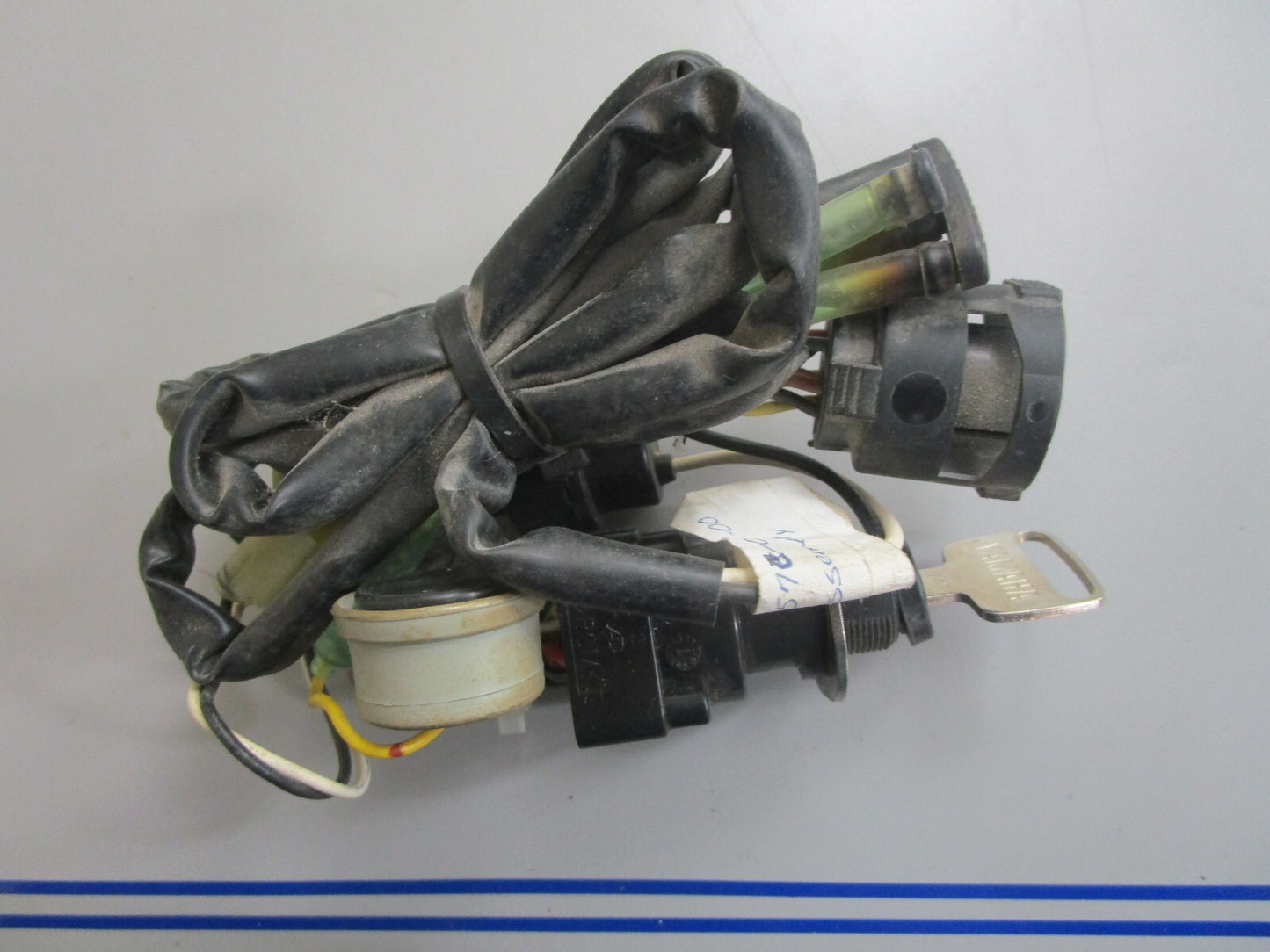 *NEW OEM* 0820 Yamaha Key Switch Ay 704-82576-00-00