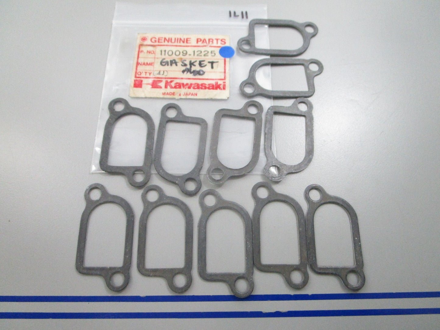 NEW OEM (LOT OF 11) Kawasaki  Gasket 11009-1225 0810
