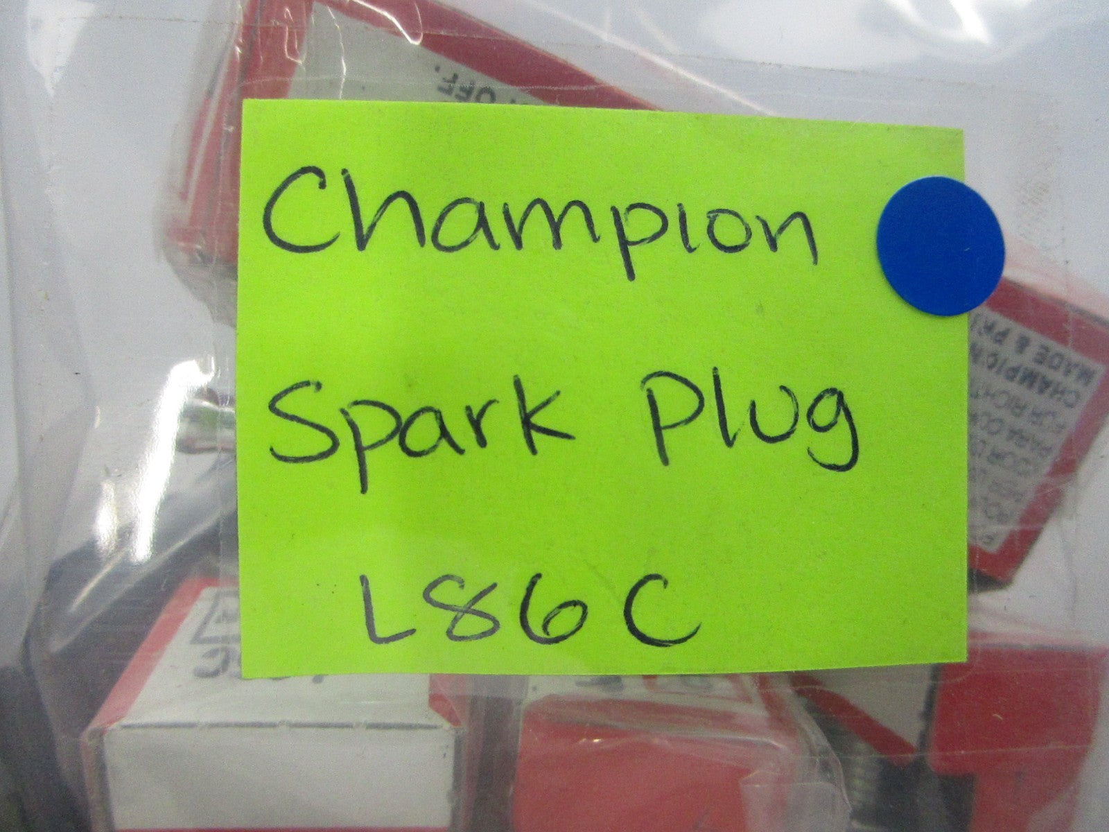 NEW (LOT OF 4) L86C Champion Spark Plug 0810