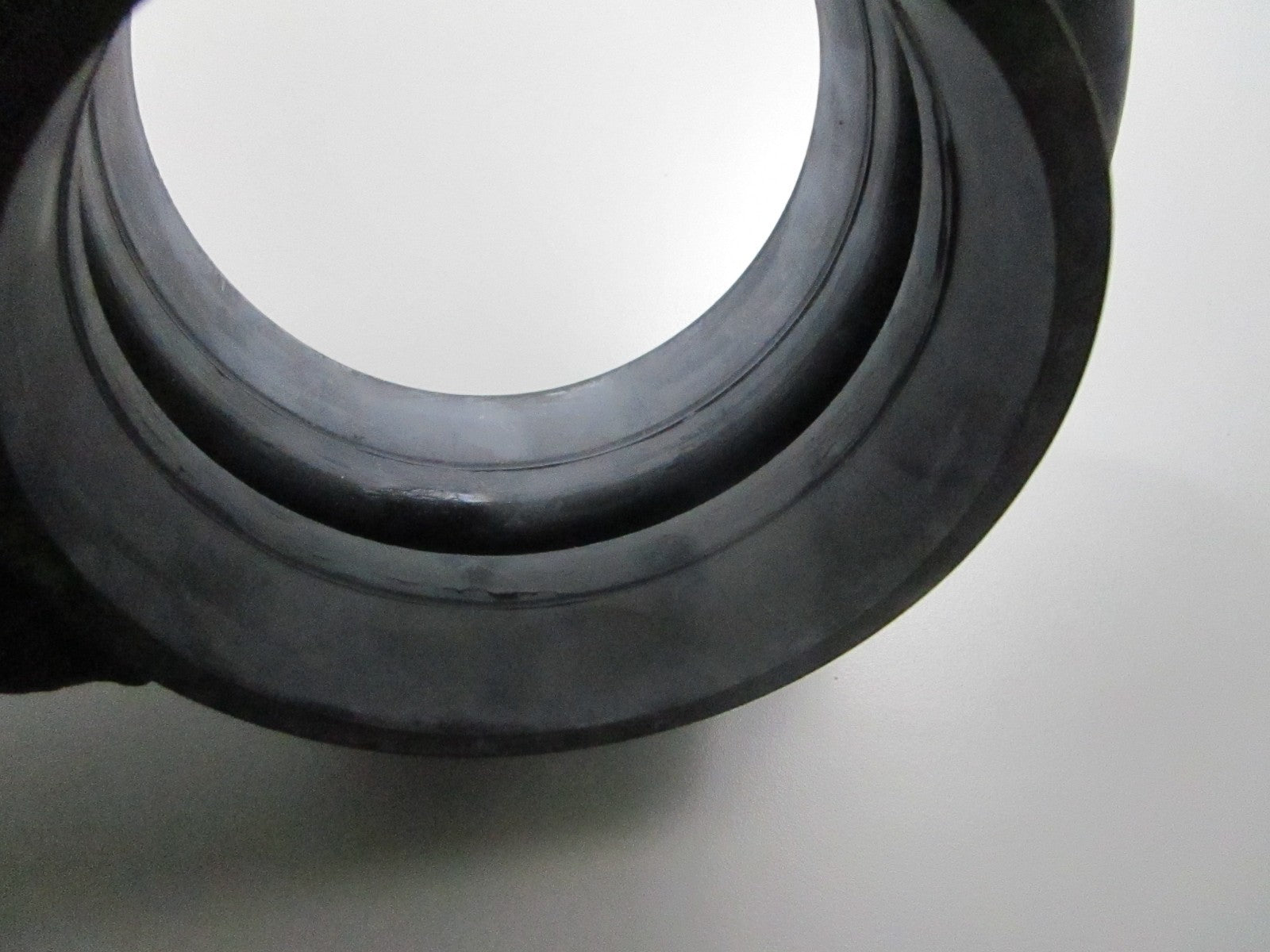 *NEW OEM* 0810 Volvo Penta Exhaust Hose 843228