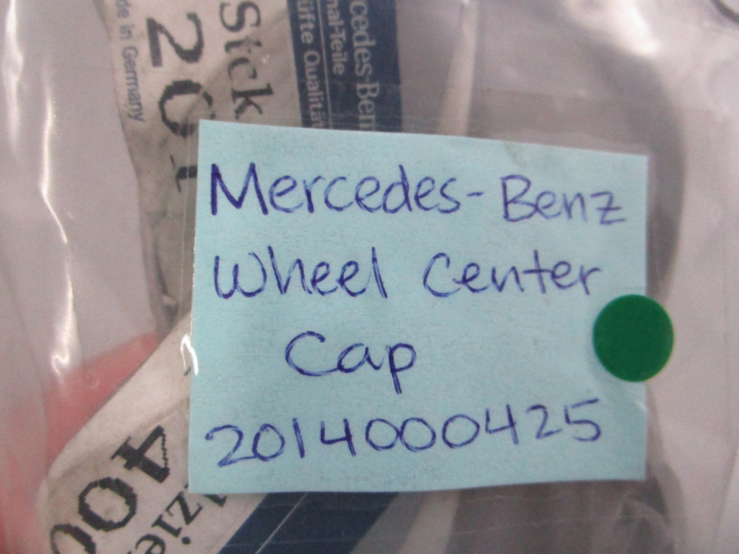 NEW OEM 2014000425 Mercedes-Benz Wheel Center Cap 0810