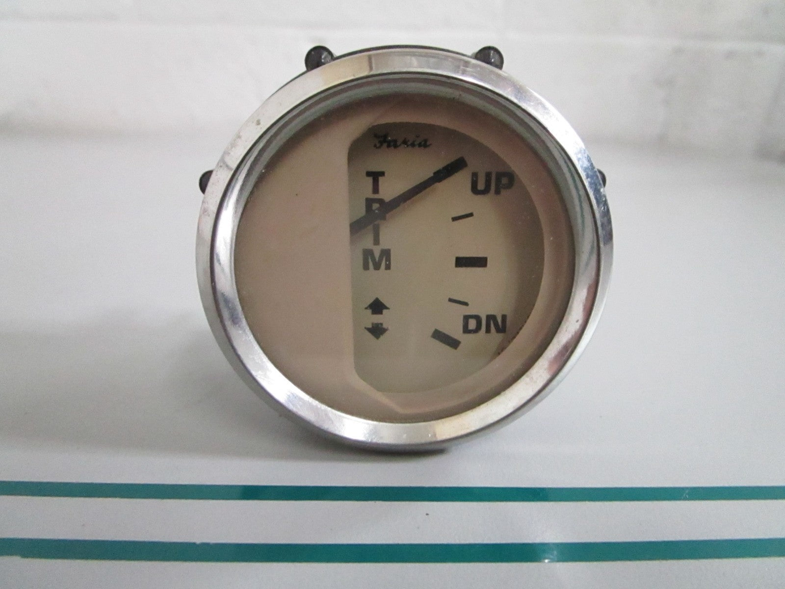 NEW OEM GP9228A Faria Euro Series Trim Gauge 0820