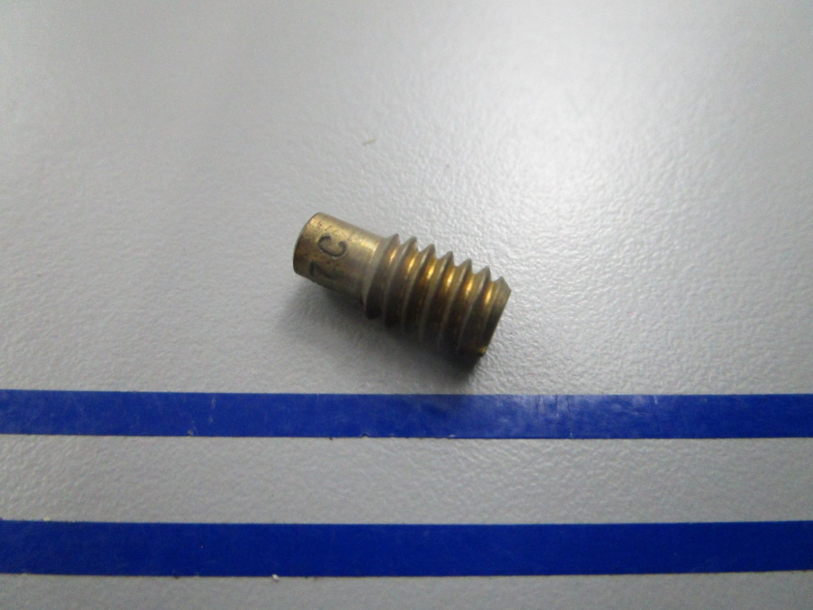 NEW OEM 317021 0317021 OMC Johnson Evinrude 57C Orifice Plug 0810