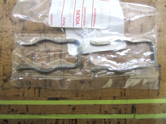 *NEW OEM* (LOT OF 2) 0750 Volvo Penta LOCK SPRING 3847950