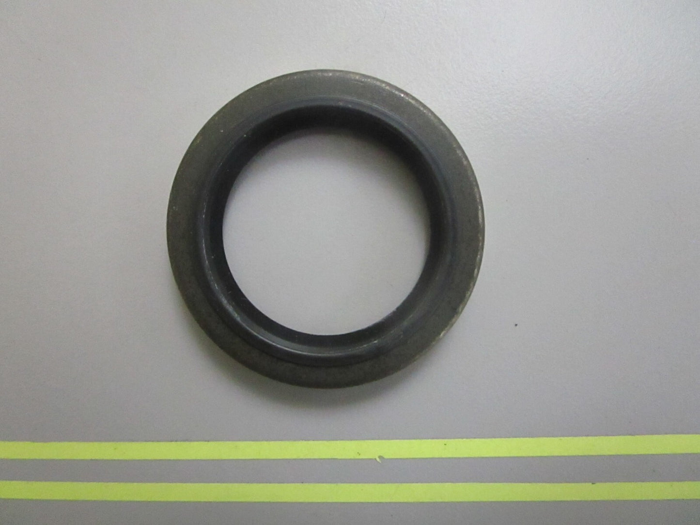 *NEW OEM* 0810 Mercury Quicksilver Seal 26-76868