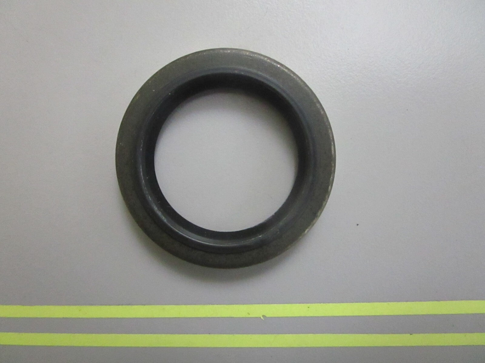 *NEW OEM* 0810 Mercury Quicksilver Seal 26-76868