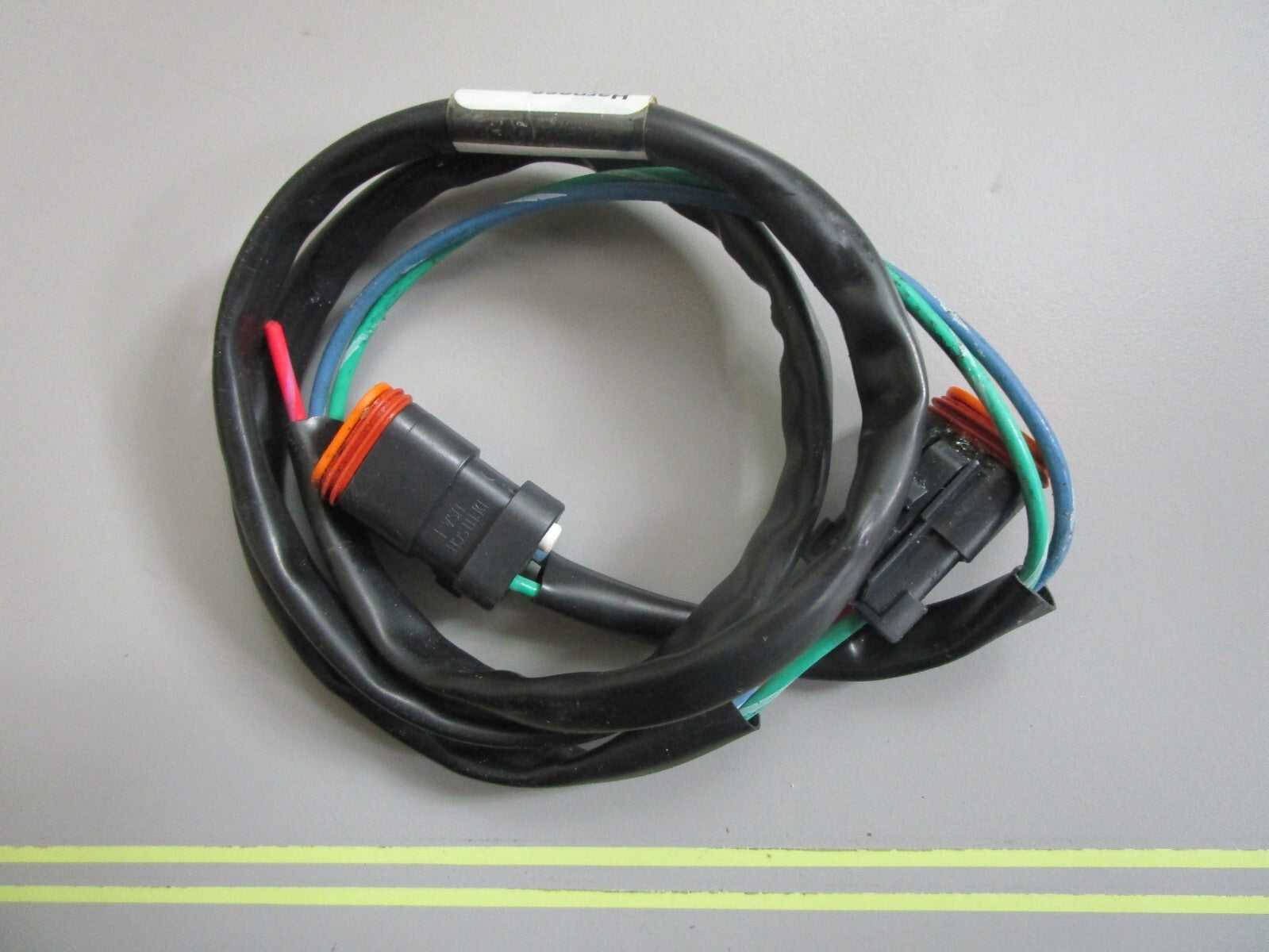 *NEW OEM* 0820 OMC Johnson Evinrude Harness 586895 0586895