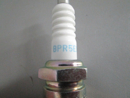 NEW OEM (LOT OF 6) BPR5ES NGK Spark Plug 0820