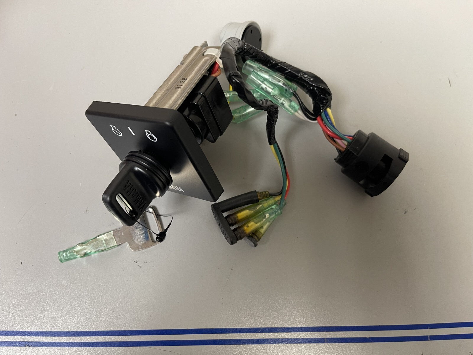 *NEW* 0670 Yamaha Panel Switch Assembly 64D-82570-04-00 64D-82570-05-00