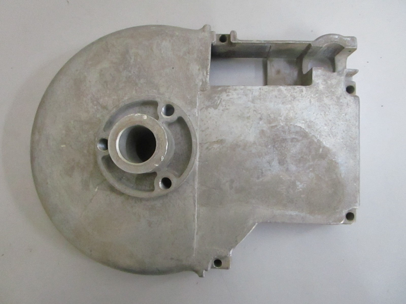 *NEW OEM* 0820 Mercury Quicksilver Housing 37784