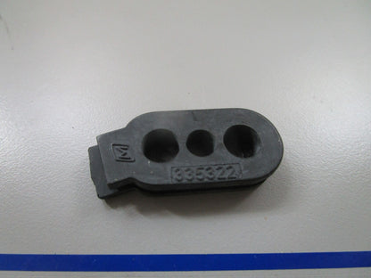 *NEW OEM* 0770 OMC Johnson Evinrude Grommet 335322 0335322