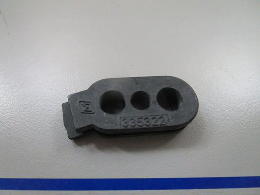 *NEW OEM* 0770 OMC Johnson Evinrude Grommet 335322 0335322