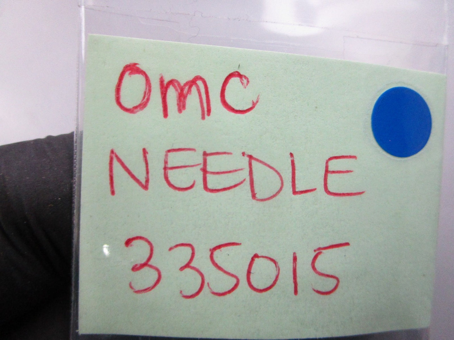 *NEW OEM* 0810 OMC Johnson Evinrude Needle 335015 0335015