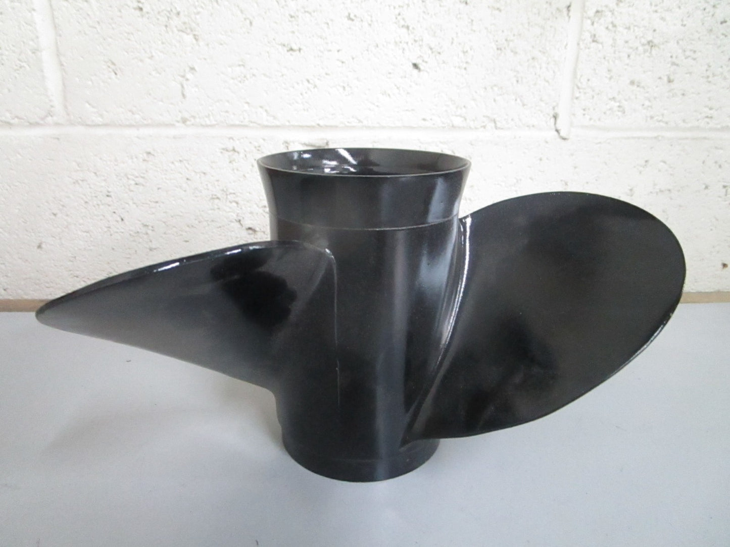 *NEW OEM* 0820 Mercury Black Max 10×17 Propeller 48-73144A45 73144-17
