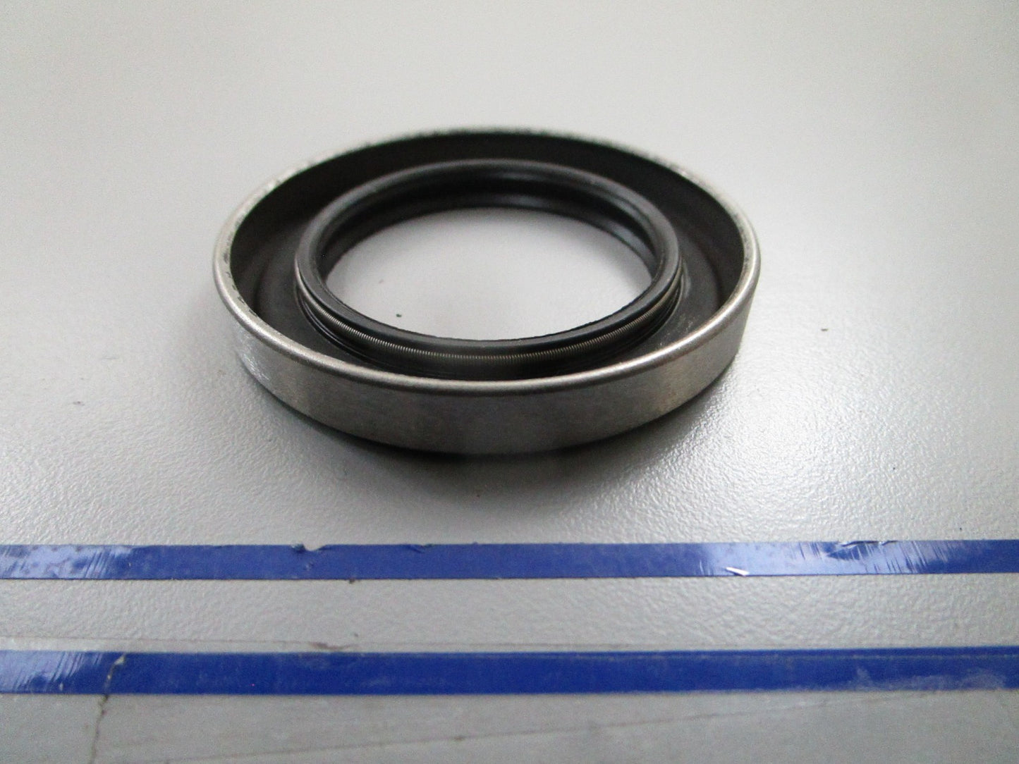 *NEW OEM* 0810 Mercury Quicksilver Seal 26-821092