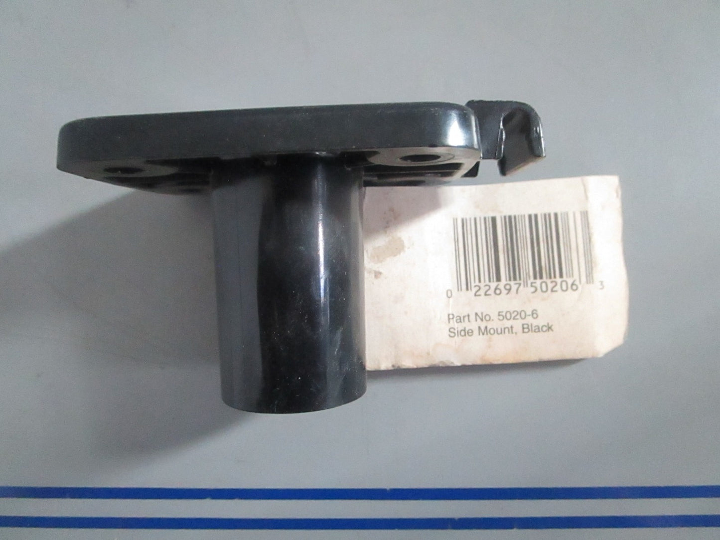 NEW OEM 5020-6 Attwood Black Side Mount 0820