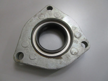 *NEW OEM* 0810 OMC Johnson Evinrude Retainer & Seal 980478 908066