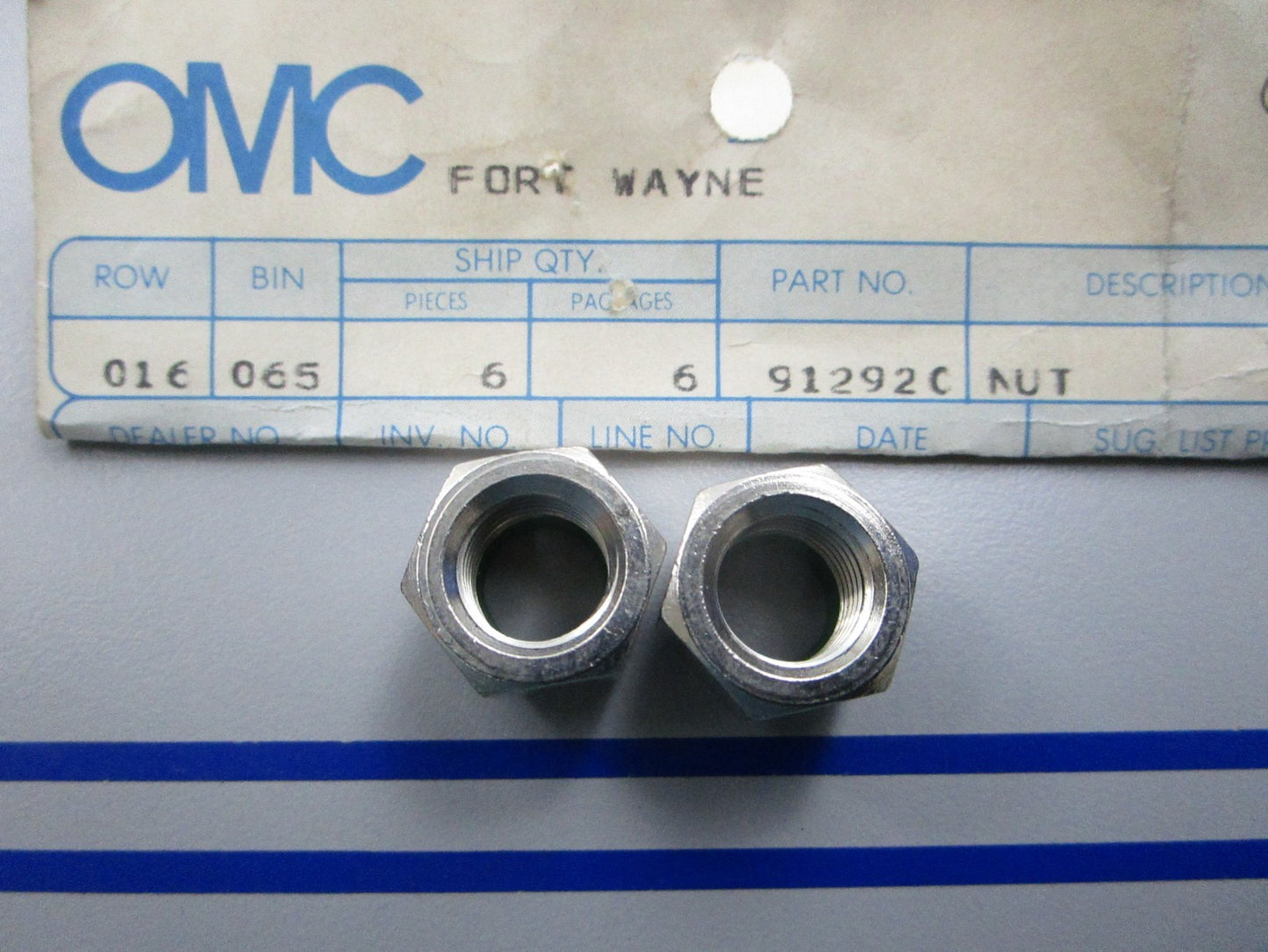 NEW OEM (LOT OF 2) 912920 0912920 OMC Johnson Evinrude Nut 0810