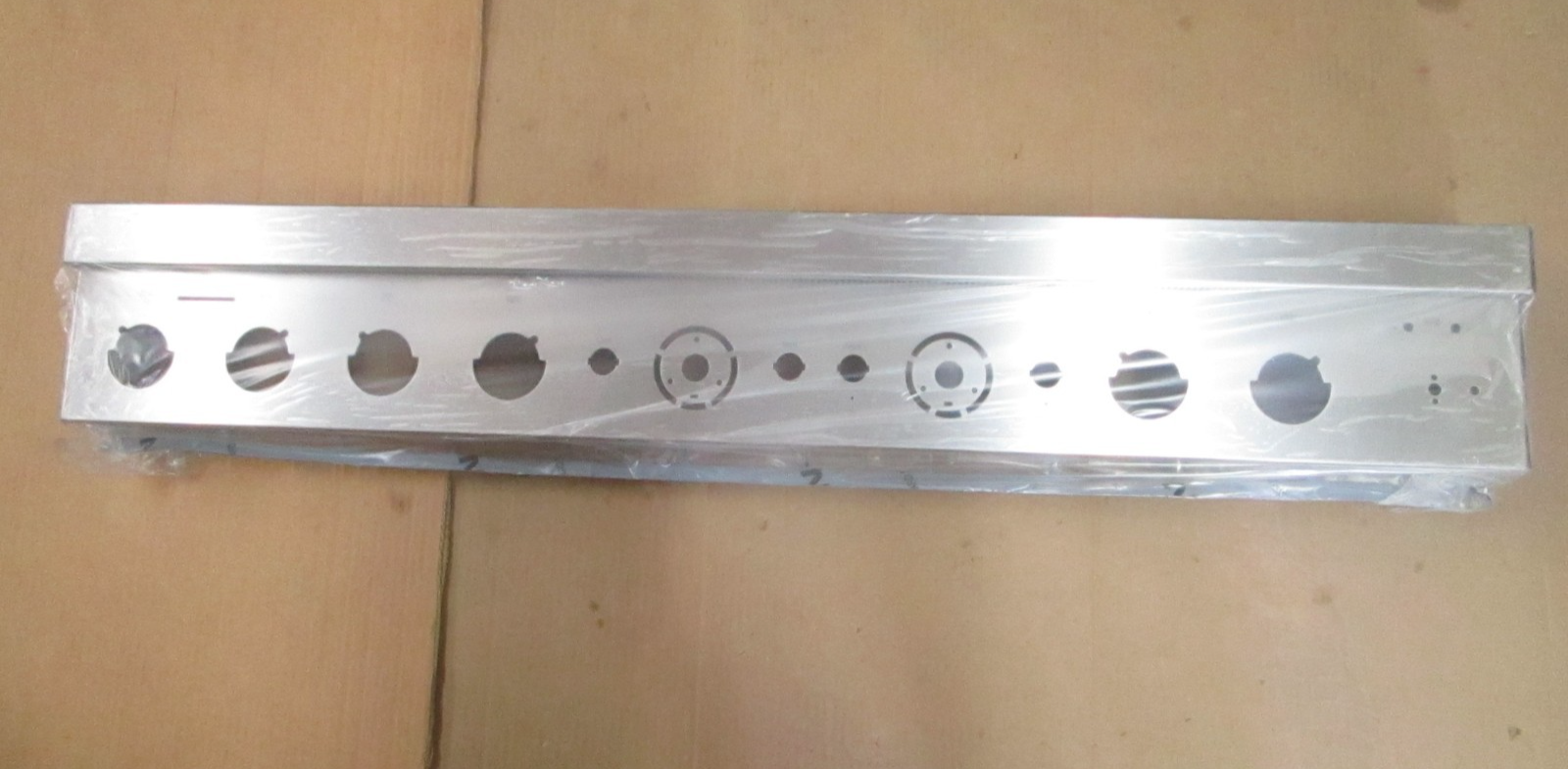 Whirlpool NEW OEM Range Control Panel W11402036 Stove Oven PANL-CNTRL NOS 0820